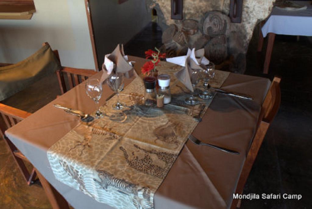 Mondjila Safari Camp Βίλα Okaukuejo Εξωτερικό φωτογραφία