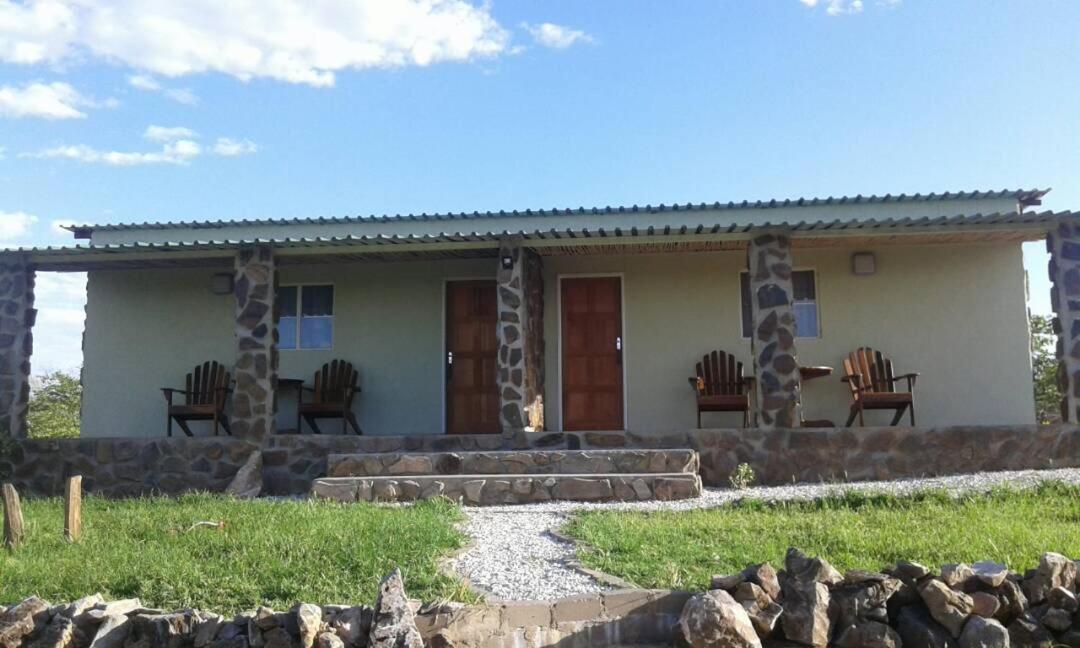 Mondjila Safari Camp Βίλα Okaukuejo Εξωτερικό φωτογραφία