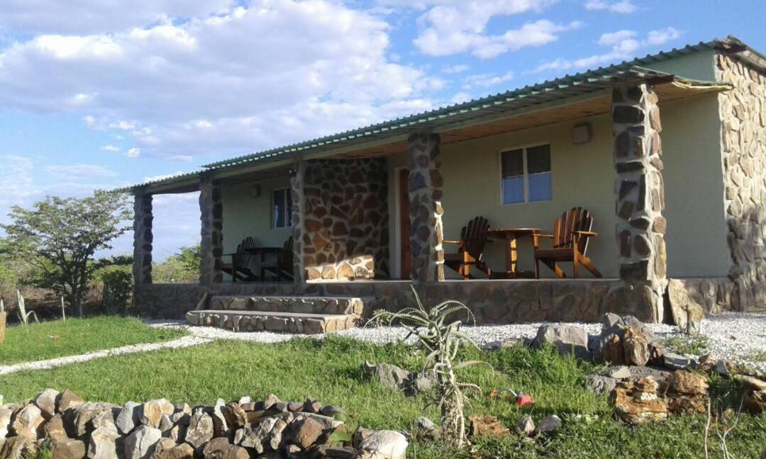 Mondjila Safari Camp Βίλα Okaukuejo Εξωτερικό φωτογραφία